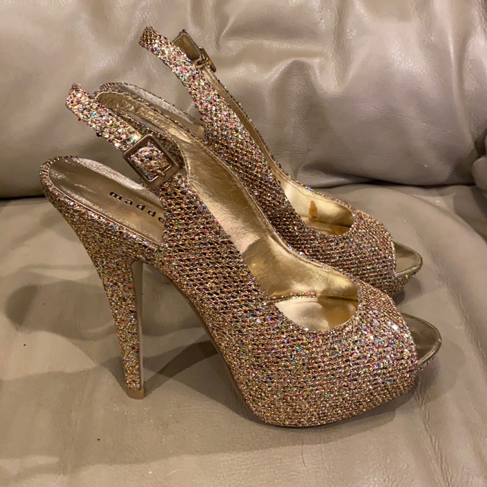 Madden Girl Gorgeous Sparkling Peep-Toe Platform Heels